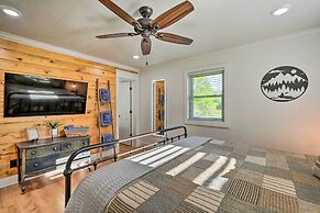 Broken Bow Retreat w/ Large Yard + Fire Pit!