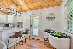 Broken Bow Retreat w/ Large Yard + Fire Pit!