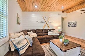 Broken Bow Retreat w/ Large Yard + Fire Pit!