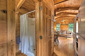 Quaint Log Cabin w/ Views Near West Jefferson