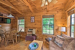Quaint Log Cabin w/ Views Near West Jefferson