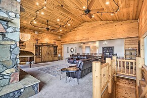 Luxe Heber City Cabin + Hot Tub & Guest House