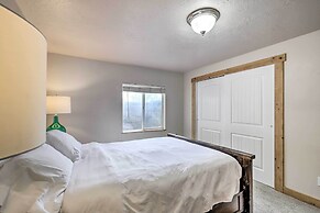 Luxe Heber City Cabin + Hot Tub & Guest House