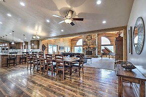 Luxe Heber City Cabin + Hot Tub & Guest House