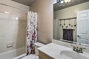 Luxe Heber City Cabin + Hot Tub & Guest House