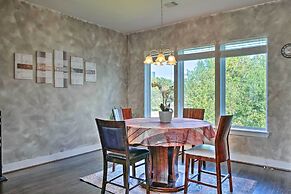 Central Houston Townhouse - 1 Mi to Downtown!