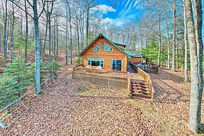 Secluded Lost Lake Cottage w/ Spacious Loft!