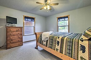 Secluded Lost Lake Cottage w/ Spacious Loft!