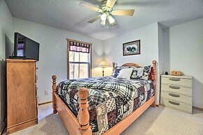 Secluded Lost Lake Cottage w/ Spacious Loft!