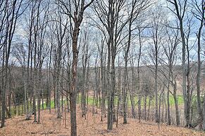 Cozy Bellaire Condo w/ Balcony - 3 Mi to Skiing!