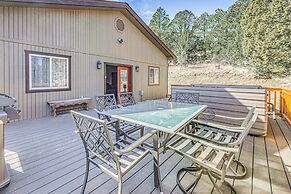 Modern Mtn Home w/ Sports Court, Near Alto Lake!