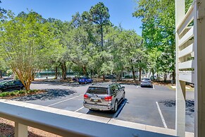 Balcony, Beach & Pool Access: Hilton Head Condo!