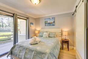Balcony, Beach & Pool Access: Hilton Head Condo!