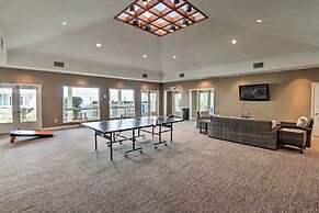 Balcony, Beach & Pool Access: Hilton Head Condo!