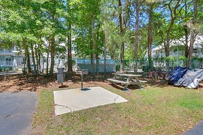 Balcony, Beach & Pool Access: Hilton Head Condo!