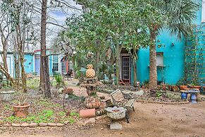 Walk to Coast: Galveston Bay Retreat w/ Grill