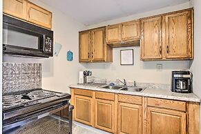 Walk to Coast: Galveston Bay Retreat w/ Grill