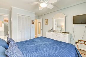 Coastal Condo on Beach w/ Community Pool Access!