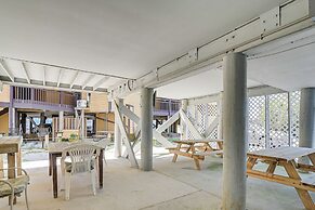 Coastal Condo on Beach w/ Community Pool Access!