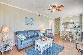 Coastal Condo on Beach w/ Community Pool Access!