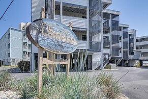 Coastal Condo on Beach w/ Community Pool Access!