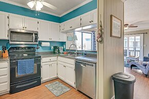 Coastal Condo on Beach w/ Community Pool Access!
