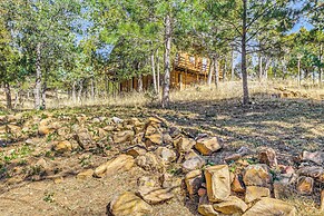 Quiet Ruidoso Getaway ~ 18 Mi to Ski Apache!