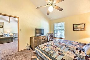 Quiet Ruidoso Getaway ~ 18 Mi to Ski Apache!