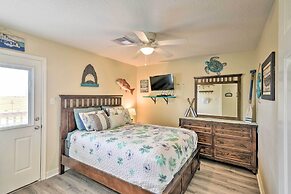 Private Beach Access: Coastal Freeport Home!