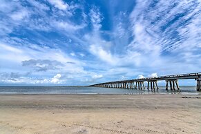 Private Beach Access: Coastal Freeport Home!