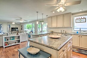 Choptank River Beach Home w/ Pier in Cambridge!