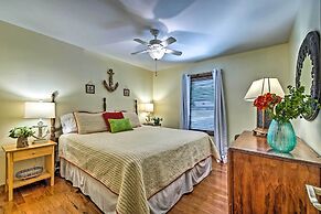 Charming Getaway w/ Lake Cumberland Views!