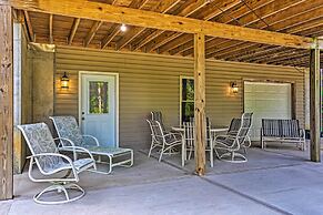 Charming Getaway w/ Lake Cumberland Views!