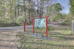 Athens Vintage Fishing Cabin on Elk River!