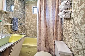 Athens Vintage Fishing Cabin on Elk River!