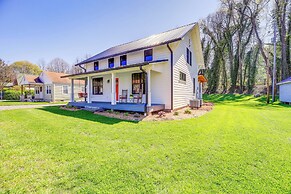 Stunning Damascus Vacation Rental w/ Fire Pit!