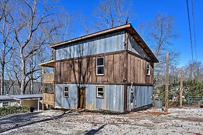 Pet-friendly Fair Play Getaway w/ Boat Dock!