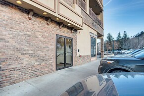 Mountain-view Condo in the Heart of Edwards!