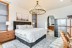 Mountain-view Condo in the Heart of Edwards!