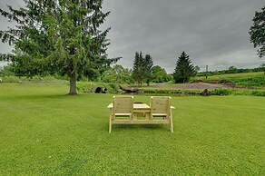 Quiet Country Escape: Fire Pit, Fish On-site!