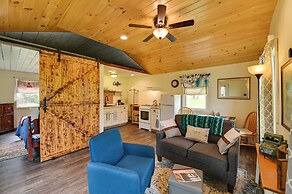Quiet Country Escape: Fire Pit, Fish On-site!