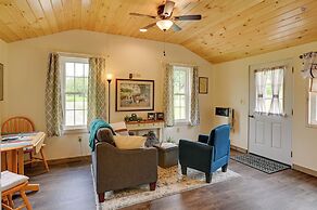 Quiet Country Escape: Fire Pit, Fish On-site!