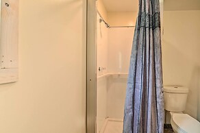 Quiet Country Escape: Fire Pit, Fish On-site!