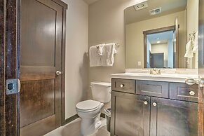 Modern Manson Condo w/ Pool & Lake Chelan Views!