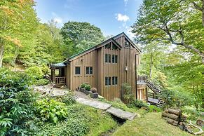 Luxe Blue Ridge Mountain Retreat w/ Sauna + Creek!