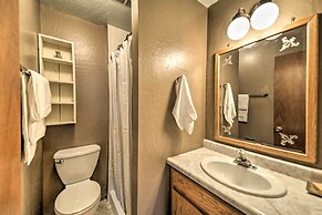 Cozy Durango Apt w/ Mtn View ~ 6 Mi to Downtown!