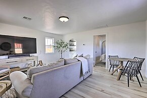 Modern Kanab Cottage w/ View < 1 Mi to Hiking!