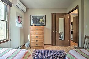 Cozy Wintergreen Cabin Near Mountain Inn & Slopes!