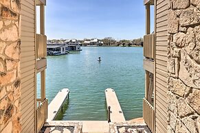 Waterfront Condo With Balcony & Dock Access