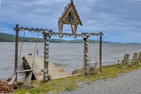 Waterfront Cottage on Tomales Bay w/ Dock & Views